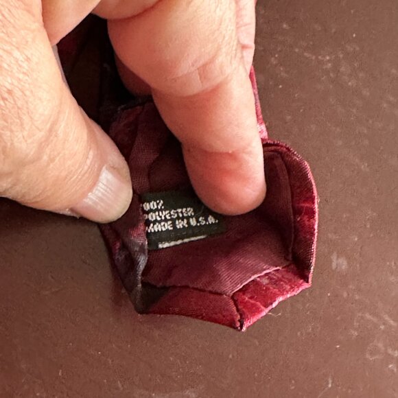 Don Loper Beverly Hills Red Geometric Pattern Necktie Mid Century Retro - Picture 3 of 3